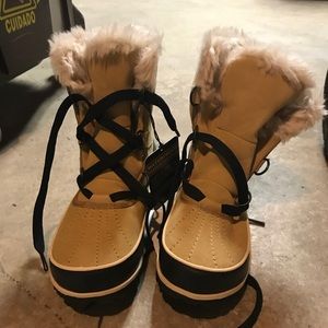 Sorel Brand New Boots